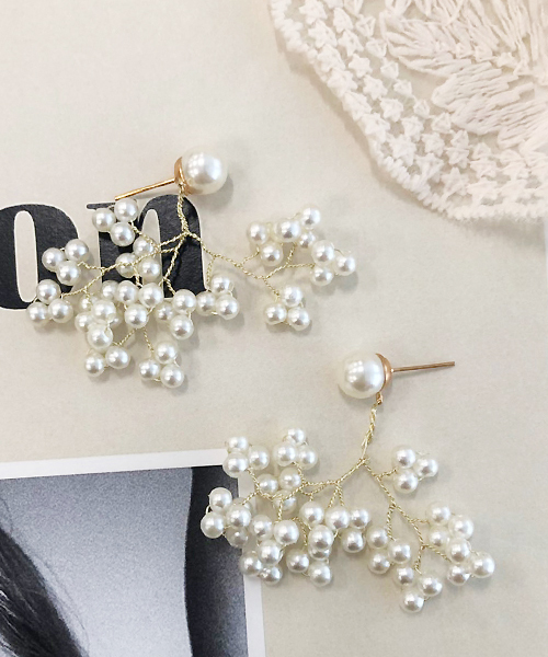 apres jour（アプレジュール）の「【apres jour×ARIAZ】小枝パールピアス（ピアス（両耳用）・レディース・ゴールド・FREE）」の5枚目の写真