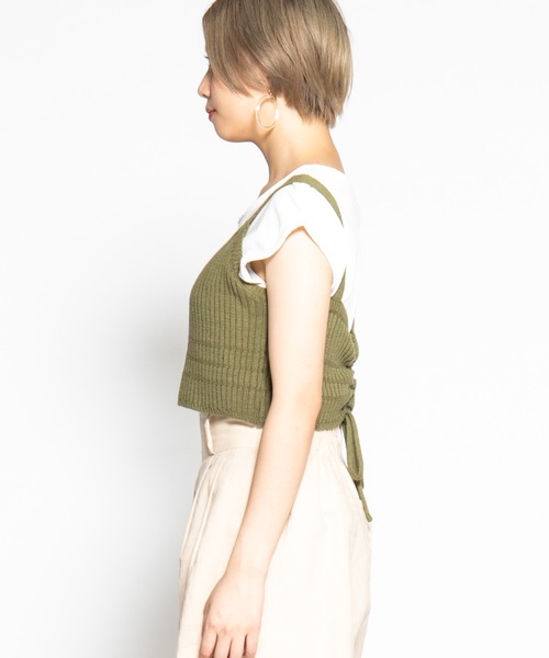 WEGO(ウィゴー)の「WEGO/バックシャーリングニットビスチェ(ベスト・レディース・カーキ/パープル/ブラック/ライトベージュ・FREE)」の15枚目の写真