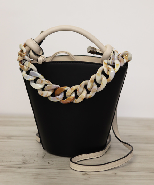 florist（フローリスト）の「【2way】バイカラーバケツ型ビッグチェーンバケツバッグ（ハンドバッグ・レディース・ブラック/パープル/イエロー/グリーン/レオパード・FREE）」の2枚目の写真