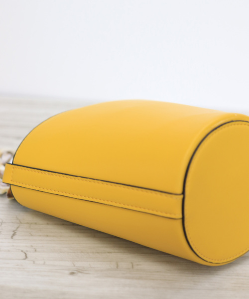 florist（フローリスト）の「【2way】バイカラーバケツ型ビッグチェーンバケツバッグ（ハンドバッグ・レディース・ブラック/パープル/イエロー/グリーン/レオパード・FREE）」の8枚目の写真