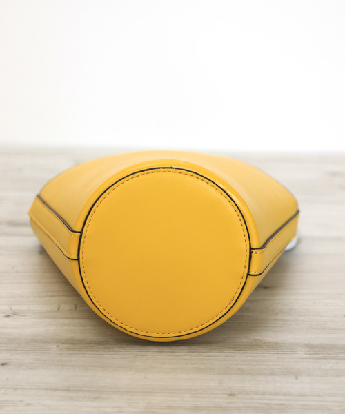 florist（フローリスト）の「【2way】バイカラーバケツ型ビッグチェーンバケツバッグ（ハンドバッグ・レディース・ブラック/パープル/イエロー/グリーン/レオパード・FREE）」の12枚目の写真