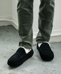 UGG(アグ)の「シューズ(モカシン/デッキシューズ)」