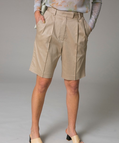MAISON SPECIAL（メゾンスペシャル）の「◎Oggi＆CanCaｍ6月号、GISEle 6.7月号掲載掲載：2タックトラウザーショーツ【MAISON SPECIAL/メゾンスペシャル】■セットアップ対応■（その他パンツ・レディース・ベージュ/オレンジ/イエロー・36/38）」の2枚目の写真