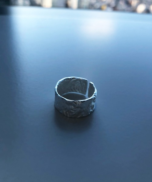 kutir（クティール）の「kutirlune／【サイズ調節可能】シルバーデザインリング（リング・レディース・A/B/C/D/E/F/G/H/I/K/J・FREE）」の4枚目の写真