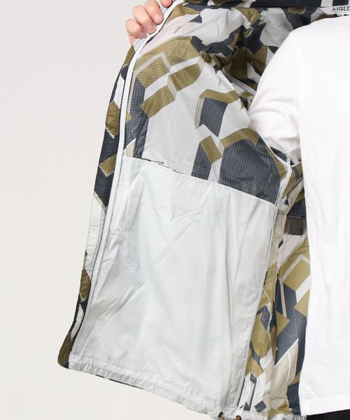 AIGLE(エーグル)の「軽量 ソニブ プリント ジャケット(ナイロンジャケット・メンズ・オリーブ・L/M/LL/S)」の4枚目の写真