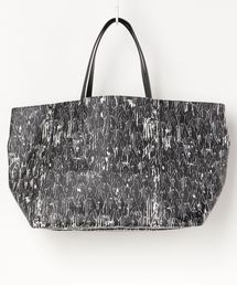 Sync.（スィンク）の「Sync.【CURTIS KULIG】TOTE BAG "ALL OVER" made by FABRICK（トートバッグ）」