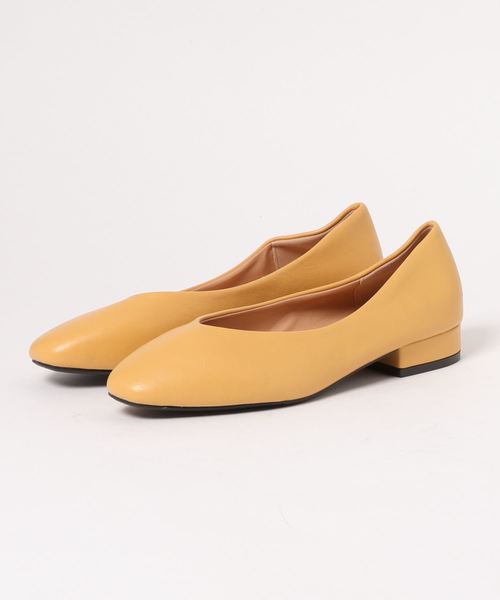 STYLEBLOCK(スタイルブロック)の「Vカットスクエアトゥローヒールパンプス(パンプス・レディース・ブラック/ベージュ/イエロー・40/38/39/35/36/37)」の7枚目の写真