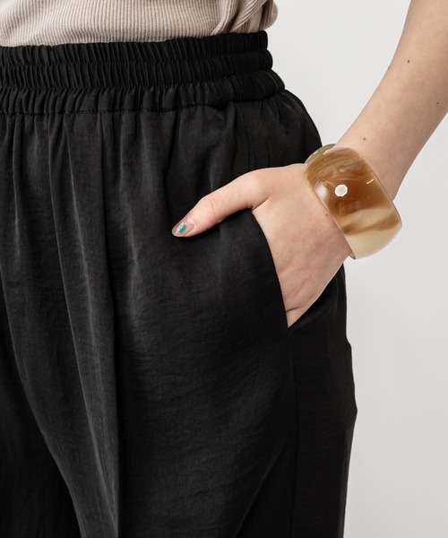 mystic（ミスティック）の「イージーサテンパンツ（その他パンツ・レディース・オフホワイト/ブルー/オレンジ/ブラック・FREE）」の8枚目の写真