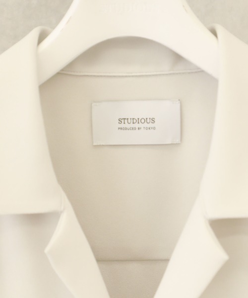 STUDIOUS（ステュディオス）の「【STUDIOUS】ジョーゼット オープンカラーシャツ（シャツ/ブラウス・メンズ・ライトグレー/ブラック/ベージュ/ブルー/レンガ・1/2/3）」の13枚目の写真