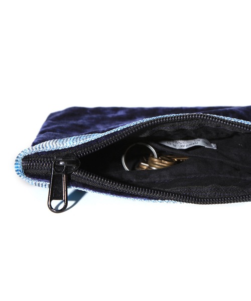 PUEBCO（プエブコ）の「VINTAGE SLING BELT POUCH（ハンドバッグ・メンズ・パープル/ネイビー/オリーブ/シルバー系その他/ブラック系その他/シルバー系その他2・ONE SIZE）」の11枚目の写真