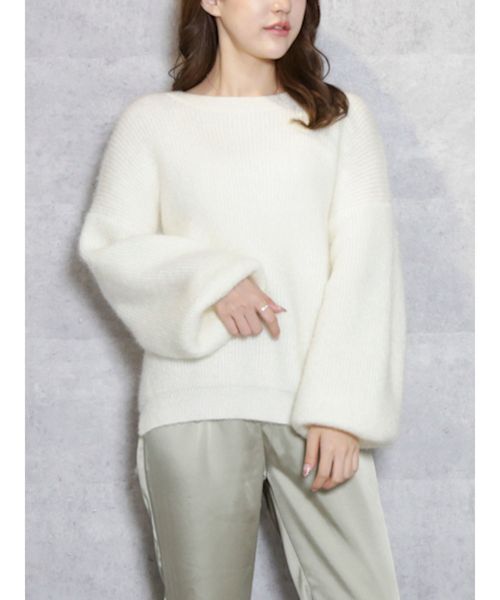 dazzlin(ダズリン)の「クルーシンプルラメニットトップス(ニット/セーター・レディース・オフホワイト/グレー/その他1/ブラウン・FREE)」の2枚目の写真