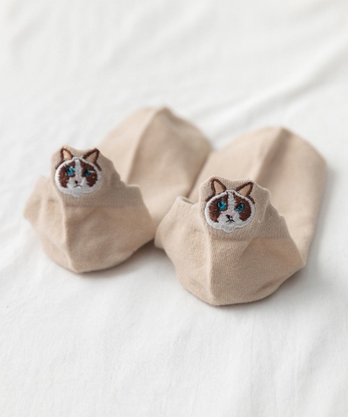 aimoha（アイモハ）の「かわいい ねこ 動物 靴下（ソックス/靴下・レディース・ベージュ/ブラック/グリーン/オレンジ/ホワイト/イエロー/カーキ・FREE）」の3枚目の写真