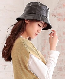 KOBE LETTUCE（コウベレタス）の「リバーシブルフェイクレザーバゲットハット（ハット）」