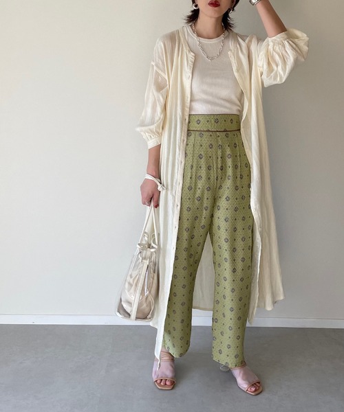 y/m by misato（イムバイミサト）の「コモン柄パイピングストレートパンツ（その他パンツ・レディース・ベージュ/グレー/グリーン・FREE）」の10枚目の写真