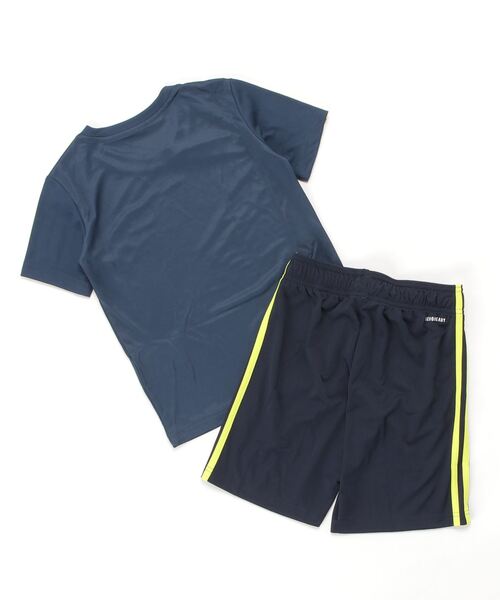 adidas（アディダス）の「アディダス adidas BD2M3ストライプスTシャツショーツセット（Tシャツ/カットソー・キッズ・レッド/ホワイト×ブラック/ネイビー・140cm/150cm/120cm/130cm/160cm）」の4枚目の写真