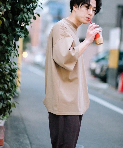 ADAM ET ROPE'（アダムエロペ）の「ドロップショルダー ビッグシルエットT（Tシャツ/カットソー・メンズ・ホワイト/ブラック/ベージュ・M/L）」の3枚目の写真