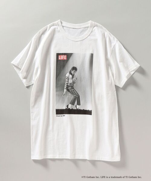 SHIPS（シップス）の「SHIPS: LIFE MAGAZINE フォトプリント Tシャツ（Tシャツ/カットソー・メンズ・ブラック/ホワイト/オフホワイト/ホワイト系・LARGE/MEDIUM/X-LARGE/SMALL）」の2枚目の写真