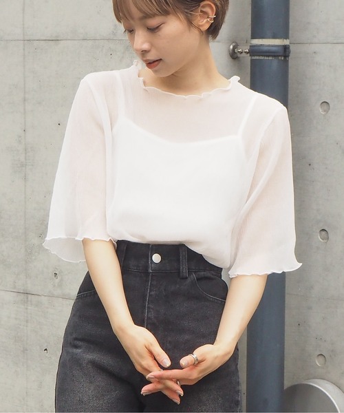 tiptop(ティップトップ)の「【2024SS新色登場】クリンクルシアー5分袖ブラウス×キャミセット(シャツ/ブラウス・レディース・ブラック/オフホワイト/ブルー/ライトグリーン/アイボリー/ホワイト系その他/A/B/グリーン/C/ブラック系その他/グレー系その他・FREE)」の2枚目の写真