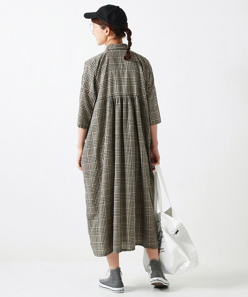 Sunny clouds(サニークラウズ)の「サニークラウズ ガウンワンピース〈レディース〉(ワンピース・レディース・ブラック系その他・MEDIUM/LARGE/X-LARGE/XX-LARGE/NM)」の13枚目の写真