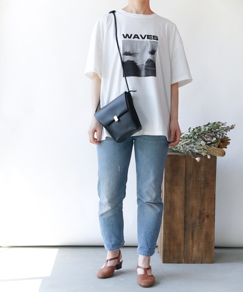 Loco Ocean（ロコオーシャン）の「フェイクレザー ミニフラップショルダーバッグ（ショルダーバッグ・レディース・グレイッシュベージュ/ホワイト/ブラック/ベージュ/ブルー/キャメル・ONE SIZE）」の20枚目の写真