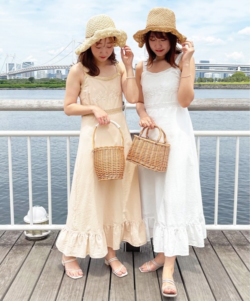 apres jour clair(アプレジュールクレア)の「【apres jour clair】刺繍キャミワンピース【ZOZOTOWN限定アイテム】(ワンピース・レディース・オフホワイト/ライトベージュ・X-LARGE/フリー)」の8枚目の写真