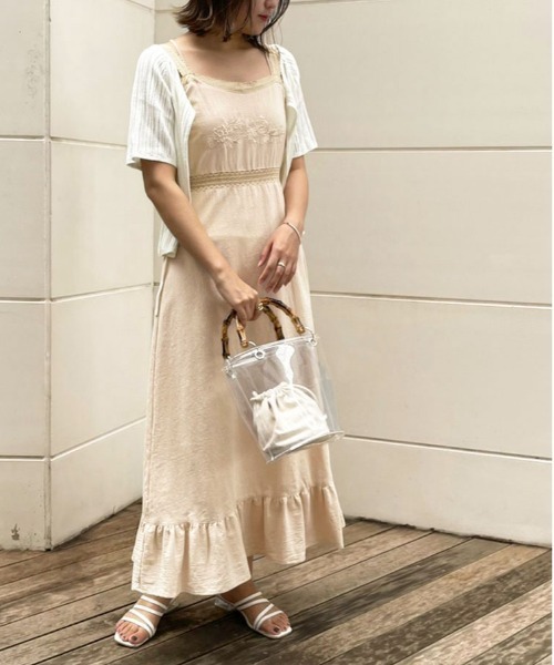 ☘️25新作 ♡ Aje アジュ 白キャミワンピース 新品♡　019 ドットシシュウキャミワンピース（ワンピース）｜A part by