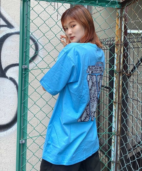 X-girl（エックスガール）の「X-girl × JIMMY’Z PYTHON S/S TEE（Tシャツ/カットソー・レディース・ライトブルー/ホワイト・L/M/XL/S）」の22枚目の写真