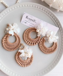 【RosraiE】サークル ラタン 花びらフリル ビーズ ピアス(MA)