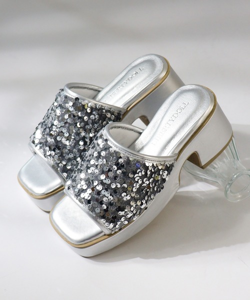 LibertyDoll(リバティードール)の「Liberty doll / センターシームバルキーソール スクエア厚底サンダル スライドサンダル(4129)(サンダル・レディース・ブラック/アイボリー/グレイッシュベージュ/ホワイト/ダークブラウン/ブラック系その他/ホワイト系その他/ブラック系その他2/ダークブラウン系/ホワイト系その他2/ブラック系その他3/シルバー系その他2/シルバー系その他/シルバー・LL/M/L/S)」の14枚目の写真