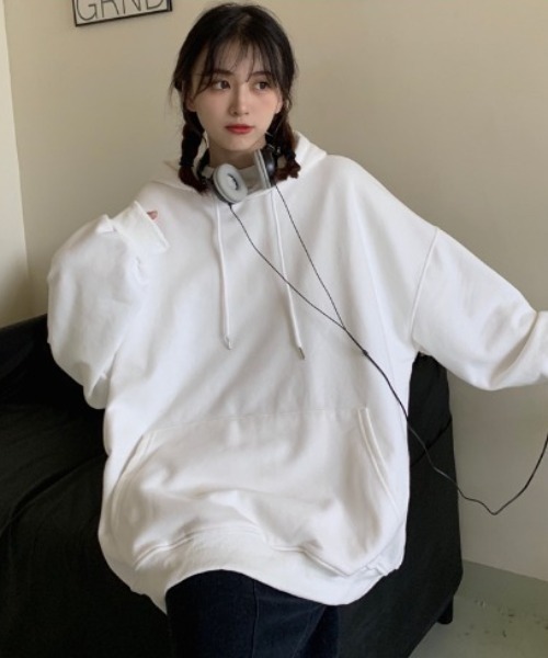 SETUP7(セットアップセブン)の「たっぷりボリュームで華奢見え。【SETUP7】スーパービッグスウェットパーカー KNF ※(パーカー・レディース・レッド/ブラック/ホワイト/オレンジ/ブルー・FREE)」の12枚目の写真