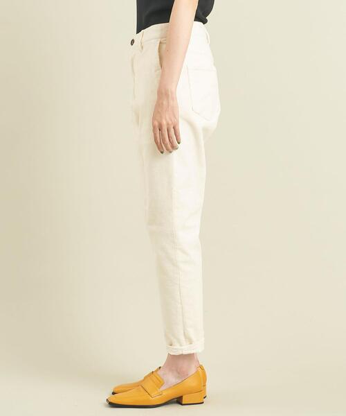 BEAUTY&YOUTH UNITED ARROWS(ビューティーアンドユースユナイテッドアローズ)の「【WEB限定】by ※11Wコーデュロイテーパードパンツ -ウォッシャブル- ∴(その他パンツ・レディース・ダークグレー/ライトブルー/ライラック/オフホワイト/ケリー・L/M/S)」の21枚目の写真
