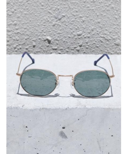 VERYNERD(ベリーナード)の「VERYNERD sunglasses Cyan(サングラス・レディース・ピンク・ONE SIZE)」の5枚目の写真