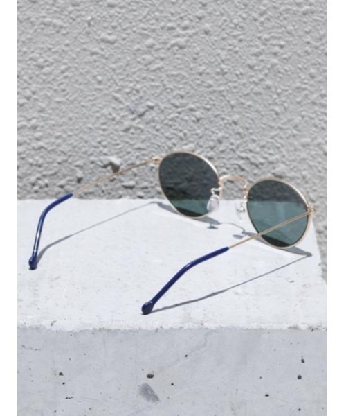 VERYNERD(ベリーナード)の「VERYNERD sunglasses Cyan(サングラス・レディース・ピンク・ONE SIZE)」の8枚目の写真