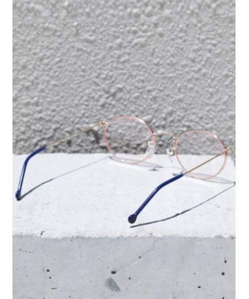VERYNERD(ベリーナード)の「VERYNERD sunglasses Cyan(サングラス・レディース・ピンク・ONE SIZE)」の11枚目の写真