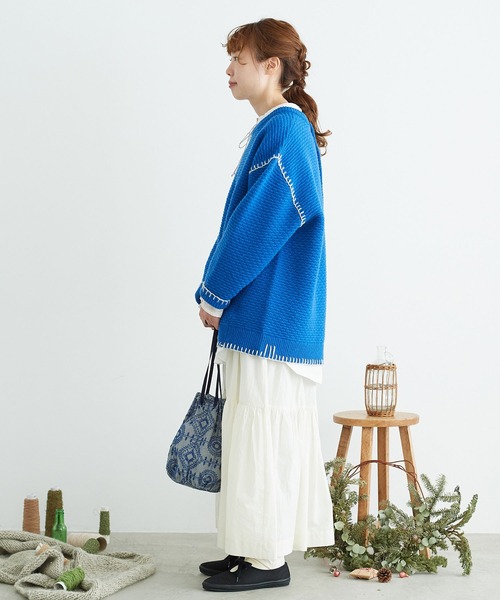 chambre de charme(シャンブルドゥシャーム)の「cdc ウール/ナイロン ブランケットステッチ プルオーバー(ニット/セーター・レディース・ブルー/ホワイト/レッド・FREE)」の20枚目の写真