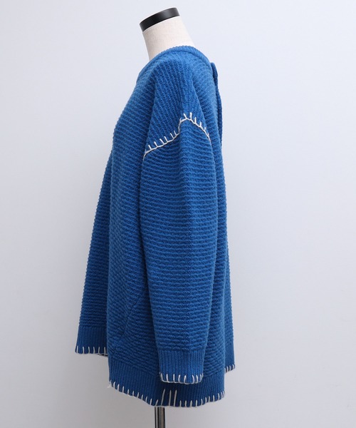 chambre de charme(シャンブルドゥシャーム)の「cdc ウール/ナイロン ブランケットステッチ プルオーバー(ニット/セーター・レディース・ブルー/ホワイト/レッド・FREE)」の4枚目の写真