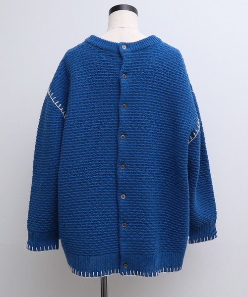 chambre de charme(シャンブルドゥシャーム)の「cdc ウール/ナイロン ブランケットステッチ プルオーバー(ニット/セーター・レディース・ブルー/ホワイト/レッド・FREE)」の5枚目の写真