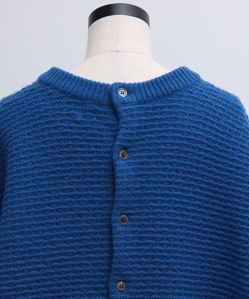 chambre de charme(シャンブルドゥシャーム)の「cdc ウール/ナイロン ブランケットステッチ プルオーバー(ニット/セーター・レディース・ブルー/ホワイト/レッド・FREE)」の6枚目の写真