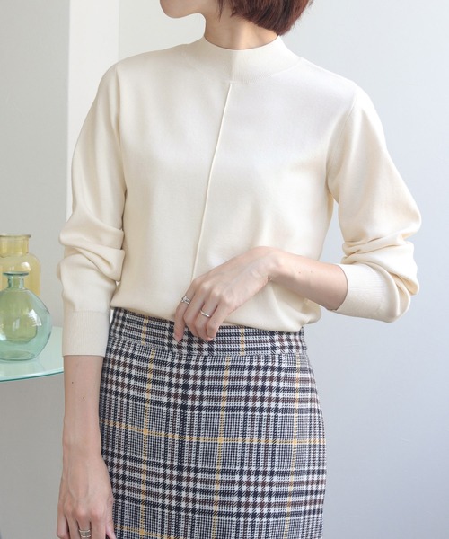 HER CLOSET(ハークローゼット)の「【shemoshelly】フロントピンタックロングスリーブニット(ニット/セーター・レディース・ブラック/ダークグリーン/ブラウン/ブルー/アイボリー/グレイッシュベージュ・M)」の22枚目の写真