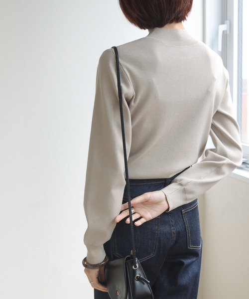 HER CLOSET(ハークローゼット)の「【shemoshelly】フロントピンタックロングスリーブニット(ニット/セーター・レディース・ブラック/ダークグリーン/ブラウン/ブルー/アイボリー/グレイッシュベージュ・M)」の19枚目の写真