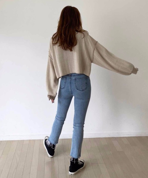 M y u（ミュー）の「【ZOZO限定アイテム】ヘリンボーン柄ジャガード短丈ニット（ニット/セーター・レディース・ベージュ/ブラック・FREE）」の17枚目の写真