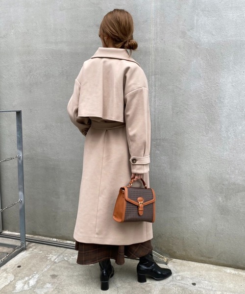 one after another NICE CLAUP（ワンアフターアナザーナイスクラップ）の「【WEB限定商品】軽い着心地で上品に決まる！レディなロングチェスターコート（チェスターコート・レディース・ベージュ/アイボリー/ブルー系その他・FREE）」の8枚目の写真