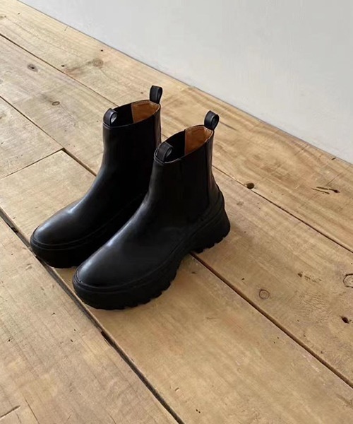 chuclla（チュクラ）の「【chuclla】【2021/AW】Vibram sole short boots chs21a029（ブーツ・レディース・ブラック/ホワイト・36/38/39/40/37）」の9枚目の写真