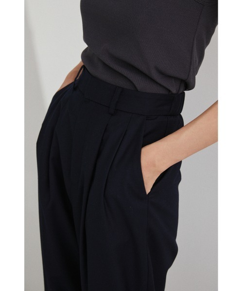 STYLEMIXER(スタイルミキサー)の「ダブルタックパンツ(スラックス・レディース・ダークネイビー/ベージュ・SMALL/MEDIUM/X-SMALL)」の13枚目の写真