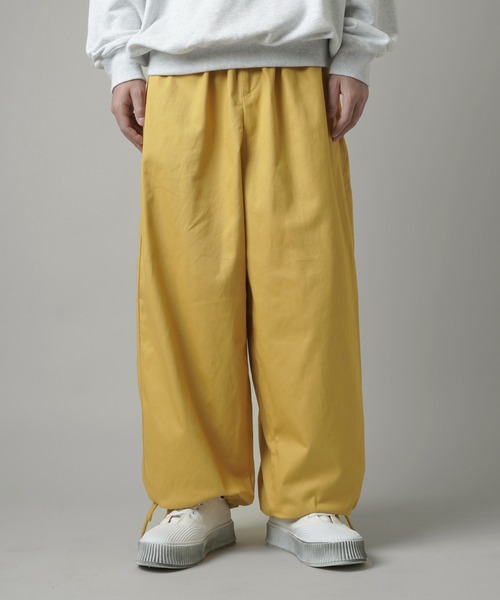 SPINNS（スピンズ）の「【7色展開】TWLドローコード　カラースノーパンツ（チノパンツ・メンズ・パープル/ロイヤルブルー/グリーン/アイボリー/レッド/イエロー/ブラック・S/M/L）」の6枚目の写真