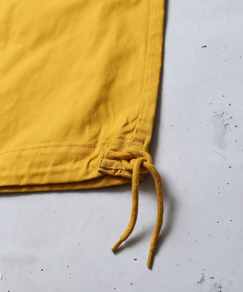 SPINNS（スピンズ）の「【7色展開】TWLドローコード　カラースノーパンツ（チノパンツ・メンズ・パープル/ロイヤルブルー/グリーン/アイボリー/レッド/イエロー/ブラック・S/M/L）」の10枚目の写真