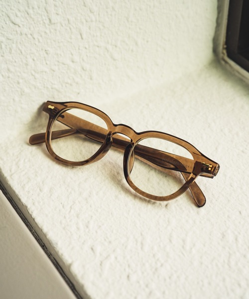 Kastane（カスタネ）の「太フレームメガネ（メガネ・レディース・ブラウン/ブラック/クリア・FREE）」の2枚目の写真