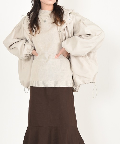 w closet（ダブルクローゼット）の「撥水加工ビックマウンテンパーカー（マウンテンパーカー・レディース・アイボリー・FREE）」の7枚目の写真