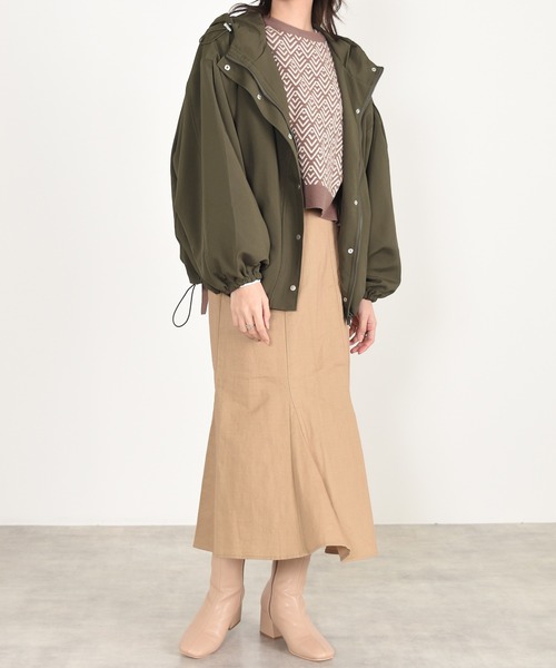 w closet（ダブルクローゼット）の「撥水加工ビックマウンテンパーカー（マウンテンパーカー・レディース・アイボリー・FREE）」の17枚目の写真