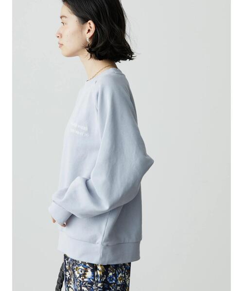 AMERICAN HOLIC（アメリカンホリック）の「刺繍ロゴラグラン裏毛プルオーバー（スウェット・レディース・サックスブルー/アイボリー・M/L）」の5枚目の写真